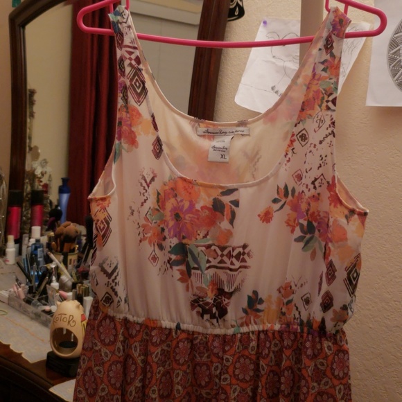 Flowy Patterned & Floral Dress - Picture 2 of 3